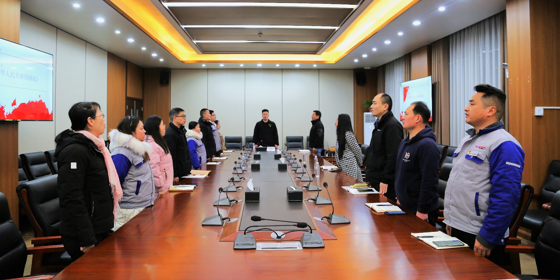 “展現新作為，實干開新局”，萬鑫精工黨支部組織開展二月份主題黨日活動